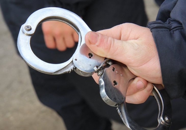 В Ташкенте задержаны продавцы психотропных веществ, которые сбывали таблетки на трассе