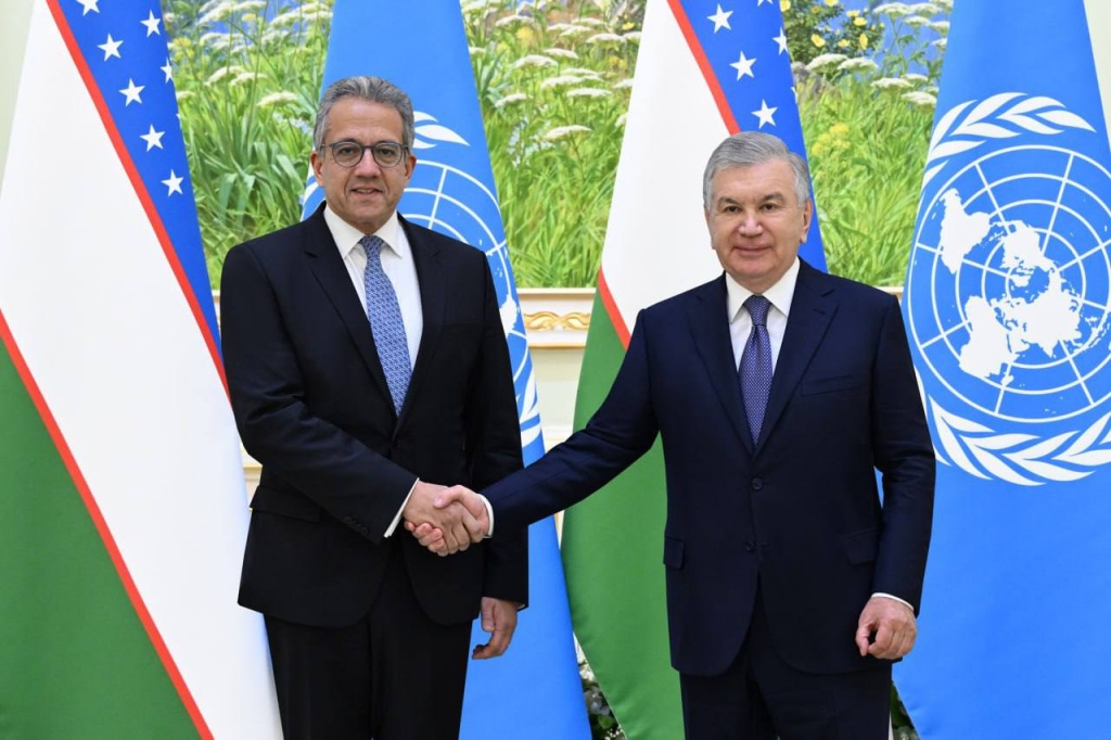 Президент Узбекистана принял нового генерального директора ЮНЕСКО