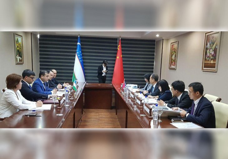 Китай намерен открыть свой визовый центр в Узбекистане 