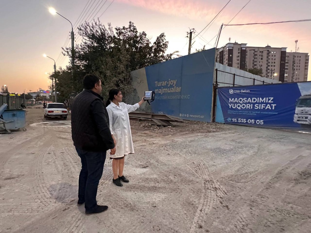 Директор "пыльной" стройки в Ташкенте заплатит мизерный штраф за то, что жителям Яккасарая нечем дышать. Видео