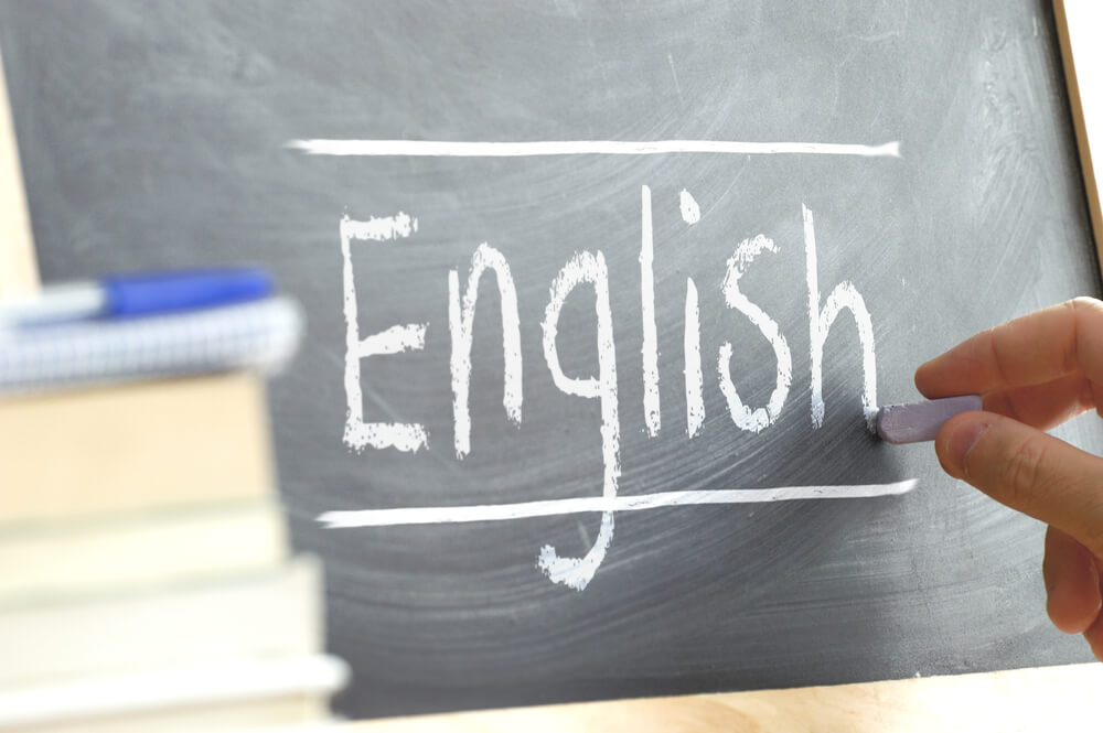 С нового учебного года технические дисциплины в спецшколах будут преподавать на английском языке 