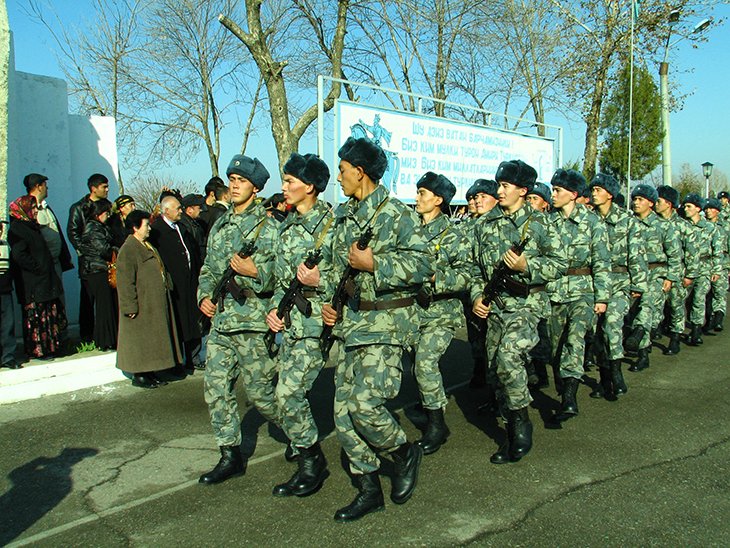 В Узбекистане вводятся новые воинские звания 