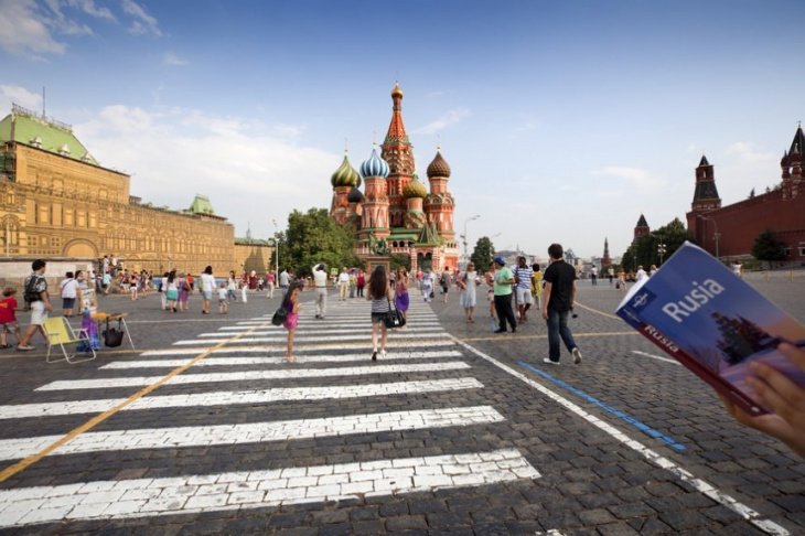 Число туристов из Узбекистана в России сократилось почти на 60%