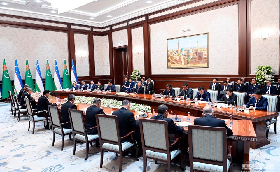 Узбекистан и Туркменистан подписали "историческое соглашение по Амударье"