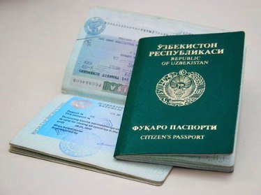 Хокимияты Ташкента опровергли слухи о введении дополнительного разрешения на выезд женщин за рубеж