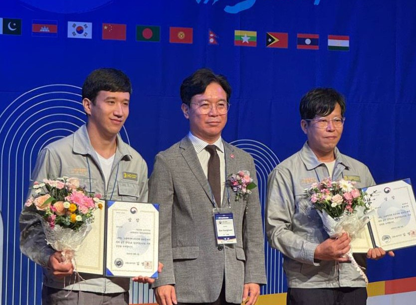 Узбекистанец стал лучшим иностранным работником в Южной Корее. Видео