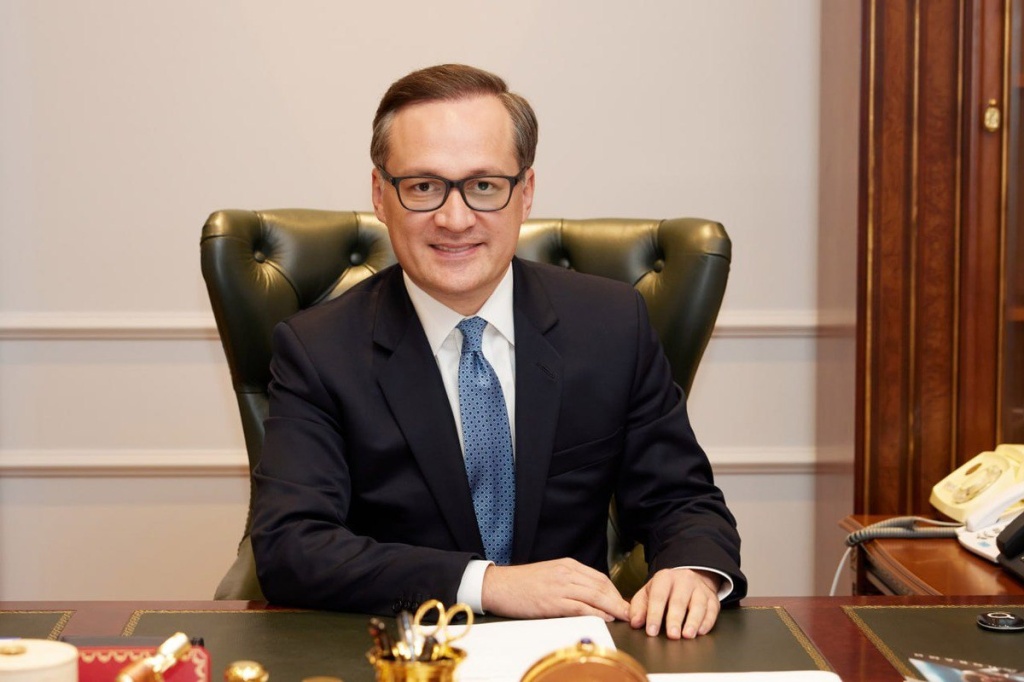 Комил Алламжонов получил новую должность