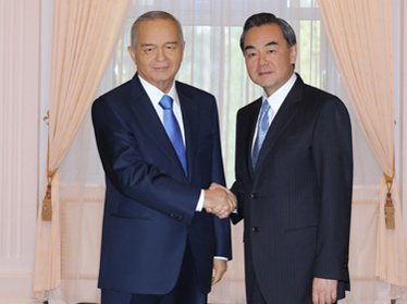 Президент Узбекистана принял министра иностранных дел Китайской Народной Республики Ван И
