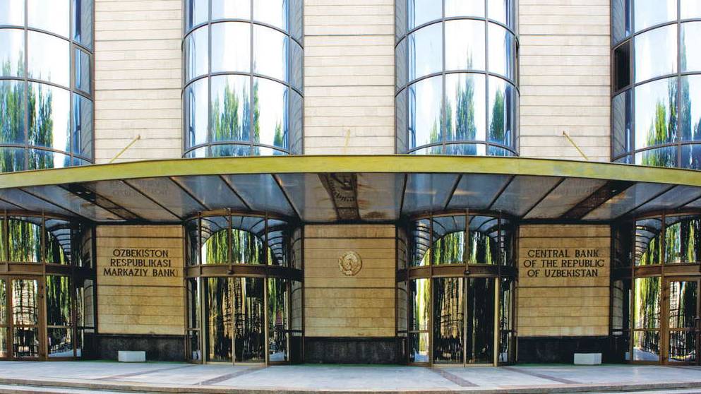 ЦБ Узбекистана в августе наказал сразу девять банков