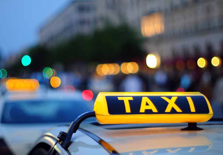 В Узбекистане физическим лицам разрешили оказывать услуги такси