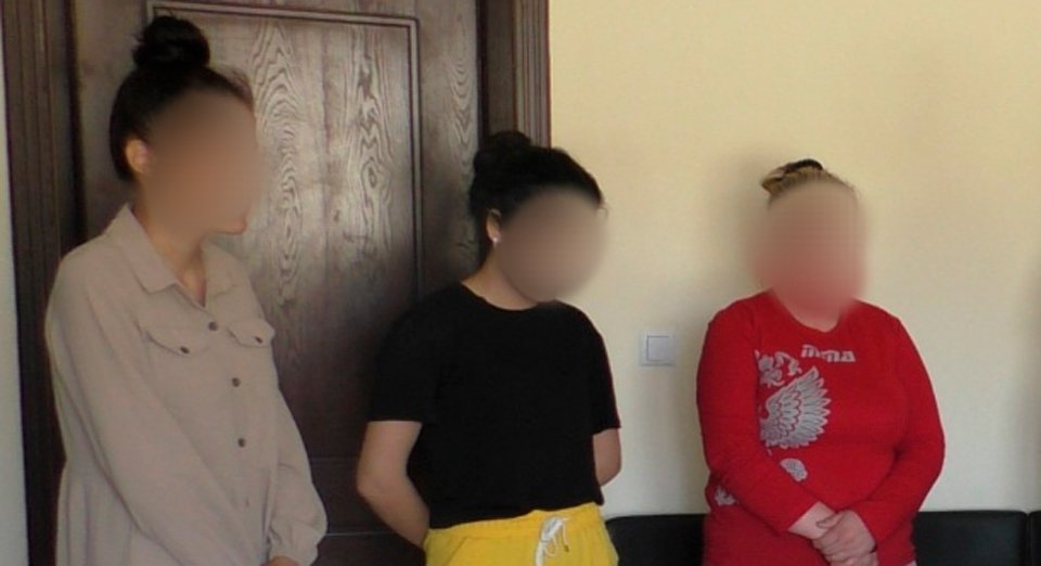 В Андижанской области задержали сутенершу, которая "продавала" интимные услуги двух несовершеннолетних девочек   