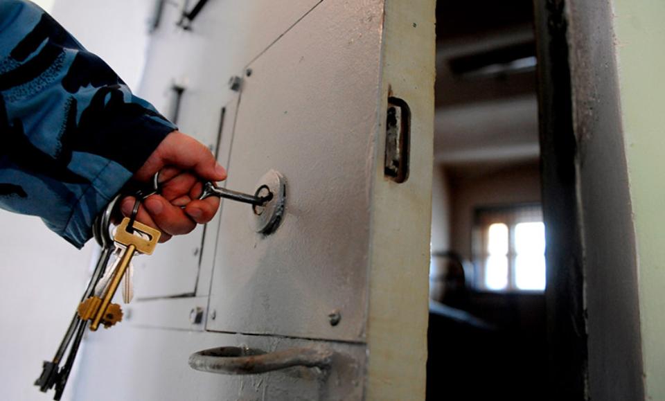 В преддверии Рамазан хайита президент помиловал свыше 420 осужденных
