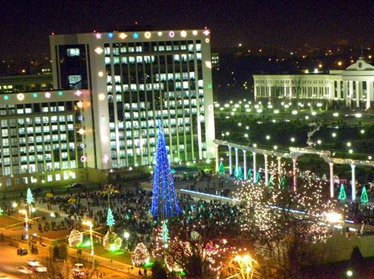 Праздничная елка на площади «Мустакиллик» откроется 28 декабря 