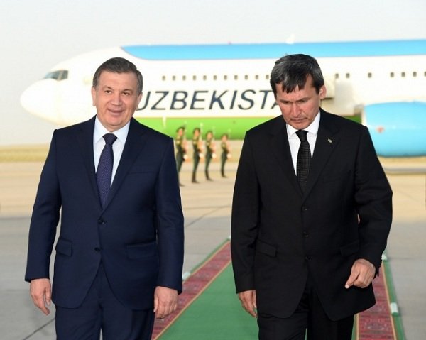 Как это было: визит Мирзиёева в Туркменистан и Саудовскую Аравию (фоторепортаж)