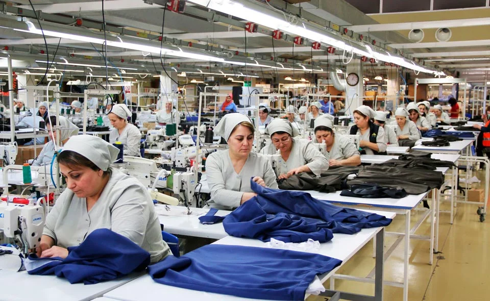 Узбекистан инвестирует 2 миллиона долларов в создание крупной швейной фабрики в СЭЗ "Бишкек"