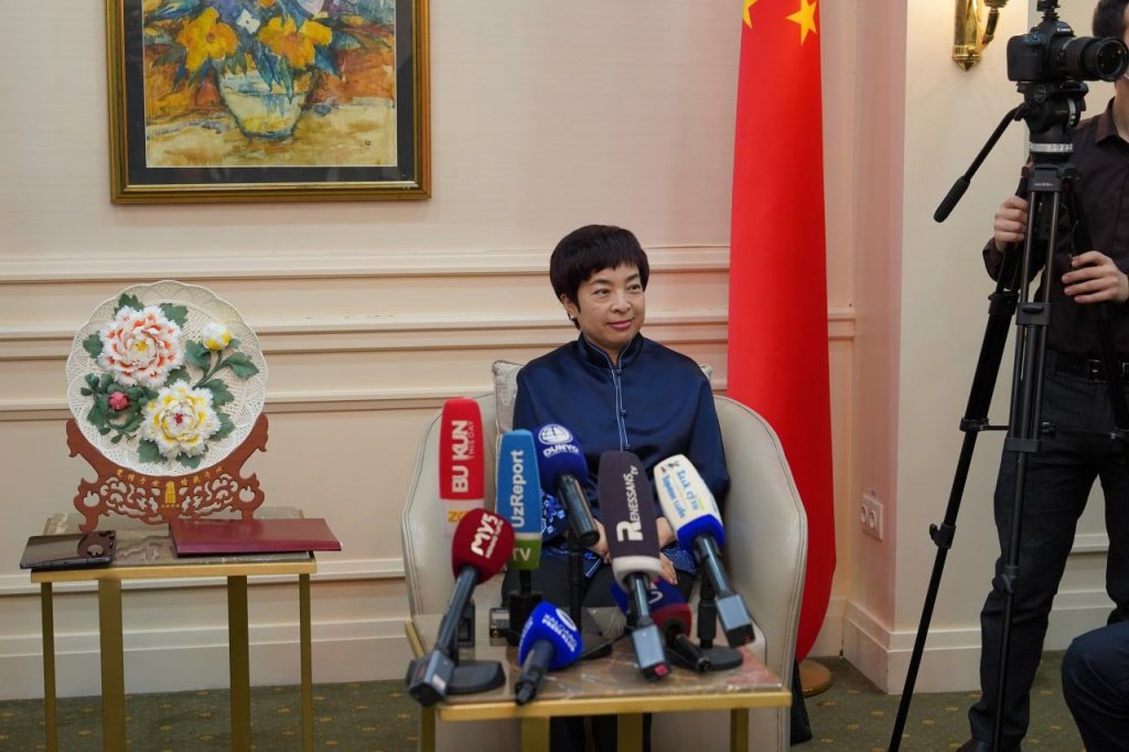 Узбекское общество очень активное, оно всегда движется к поставленной цели – посол Китая Цзян Янь рассказала о сотрудничестве с Узбекистаном