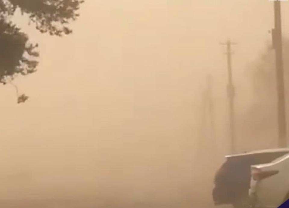 В Узбекистане зафиксирована пыльно-песчаная мгла. Количество пыли в воздухе превысило норму в 5 раз