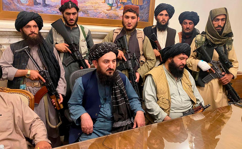 Талибы запретили мужчинам в Афганистане брить бороды