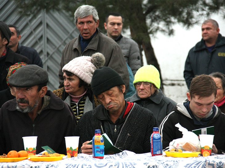 В Узбекистане бомжам будут бесплатно выдавать паспорта, а также оплатят возвращение домой 