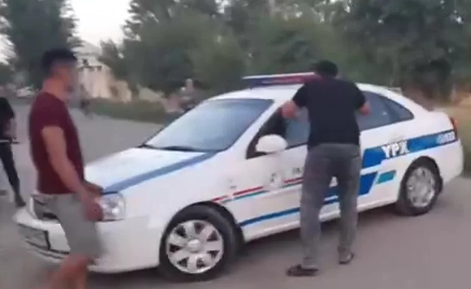 В ГУБДД прокомментировали видео с избиением гражданина сотрудниками ДПС в Самаркандской области 