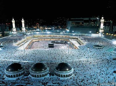 Свыше 1110 паломников из Узбекистана находятся в Мекке и Медине 