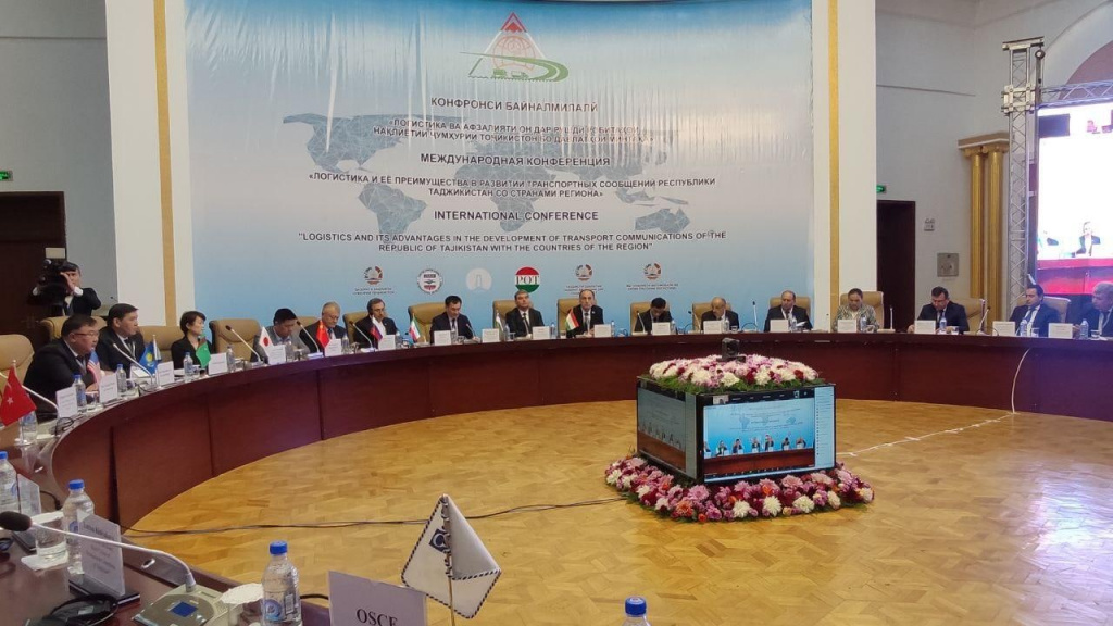 Узбекистан предложил запустить новый транспортный коридор из Китая, а также упростить процессы пересечения КПП в Центральной Азии 