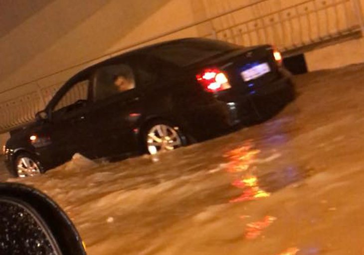 Ташкент опять превратился в Венецию: улицы города оказались затоплены всего за одну ночь (видео)