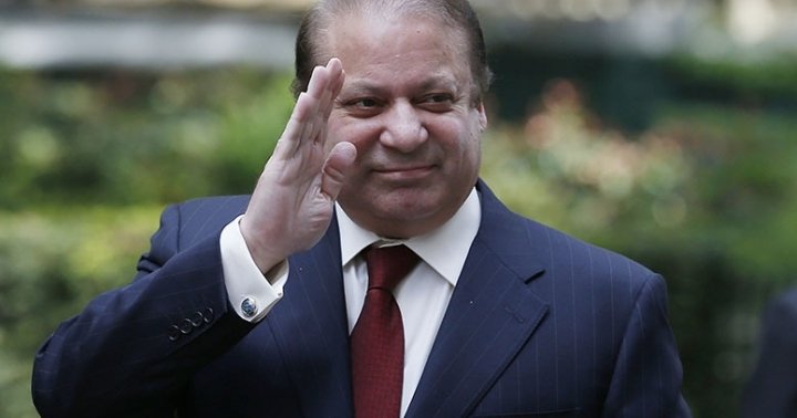 Премьер-министр Пакистана прибывает в Ташкент с двухдневным визитом