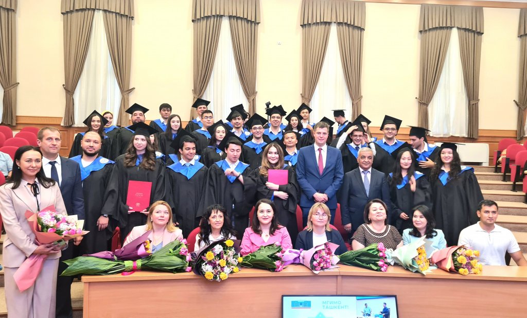 МГИМО – это сила! Как в Ташкенте прошла церемония вручения дипломов вуза. Фото и видео