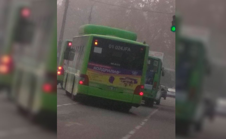 Водители автобусов в Ташкенте снова устроили гонки. Они отделаются штрафом в 1,1 миллиона сумов  