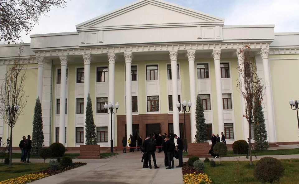 Международный фонд Шодиева и филиал МГИМО в Ташкенте подписали долгосрочный меморандум о сотрудничестве