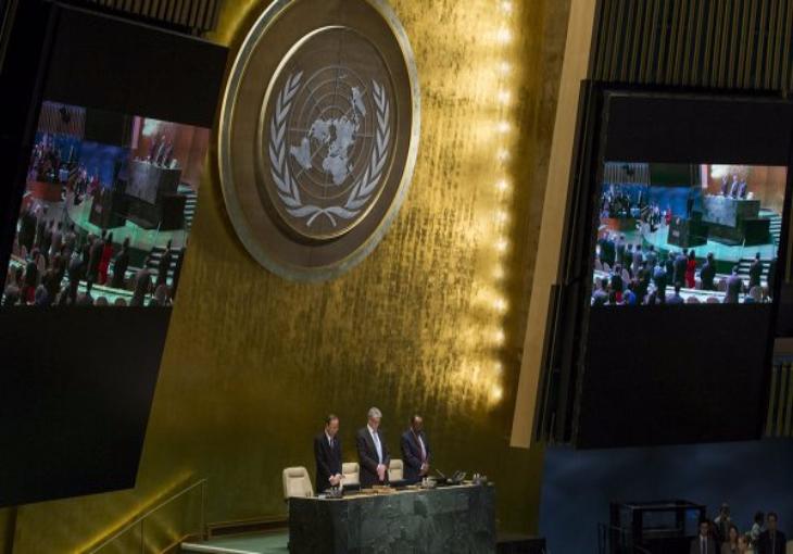 Заседание Генассамблеи ООН начнется минутой молчания в память о Каримове