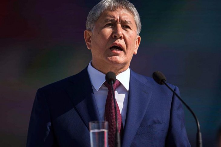 Казахстан отверг обвинения Атамбаева о вмешательстве в президентские выборы 