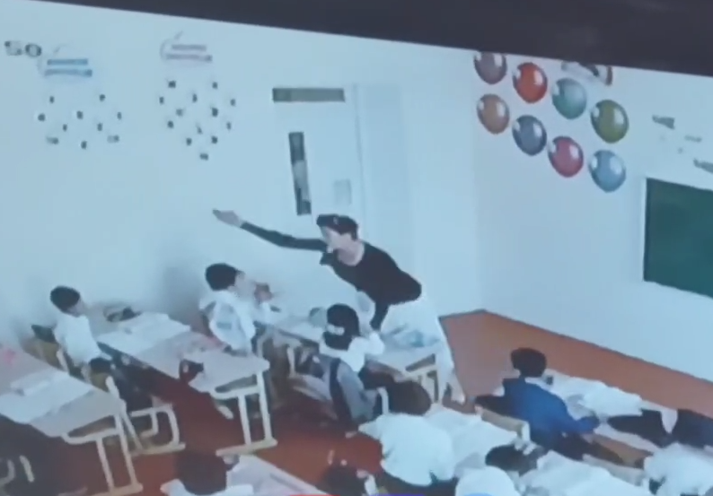 В Самарканде проверяют инцидент с избиением школьника. Видео
