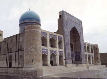 В Германии открылась выставка, посвященная Узбекистану  