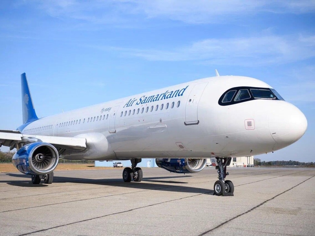 Минтруда взяло на контроль ситуацию с задержкой зарплат в Air Samarkand