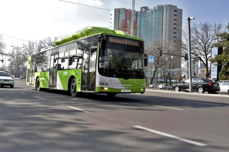 "Тошшахартрансхизмат" и 2GIS подписали соглашение о мониторинге общественного транспорта 
