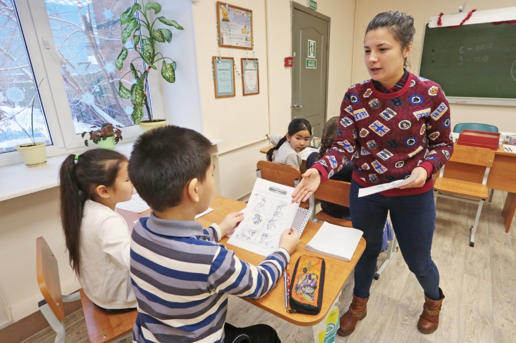 Тестирование детей мигрантов и иностранных абитуриентов на знание русского языка начнется в России весной 2025 года Тестирование детей мигрантов и иностранных абитуриентов на знание русского языка начнется в России весной 2025 года
