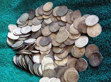 В Шахрисабзе при строительстве дороги нашли клад древних монет 