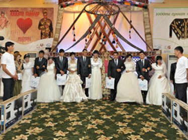 В Узбекистане изучают вопрос о продолжении благотворительной акции «1000 свадеб и 1000 суннат-туев»