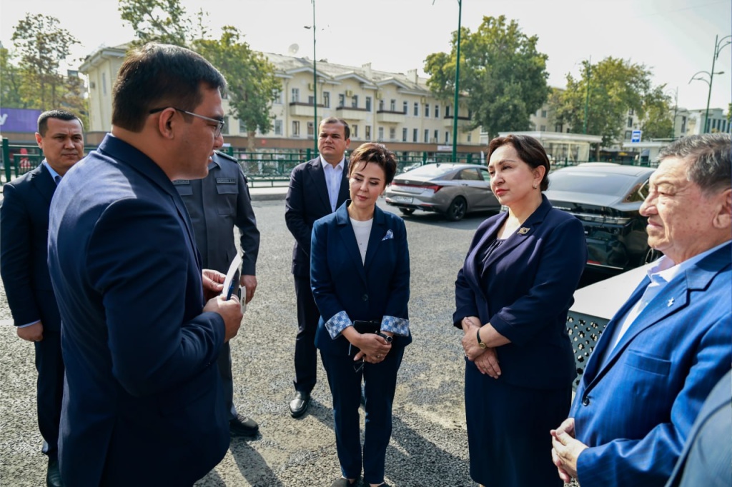 Танзила Нарбаева проверила, как развивается Яккасарайский район Ташкента