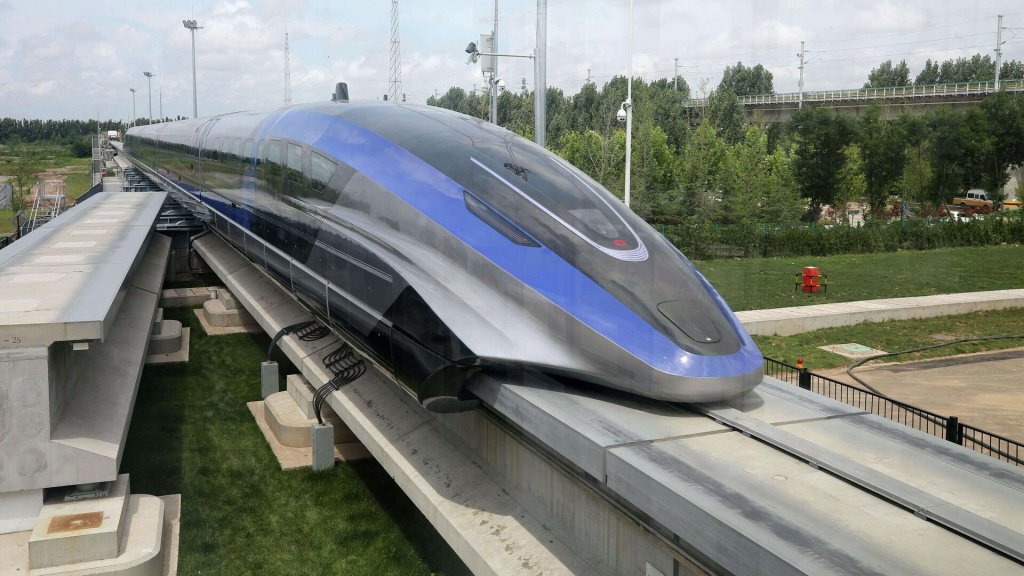 Своя колея. КНР реализует масштабные проекты по развитию железнодорожной инфраструктуры