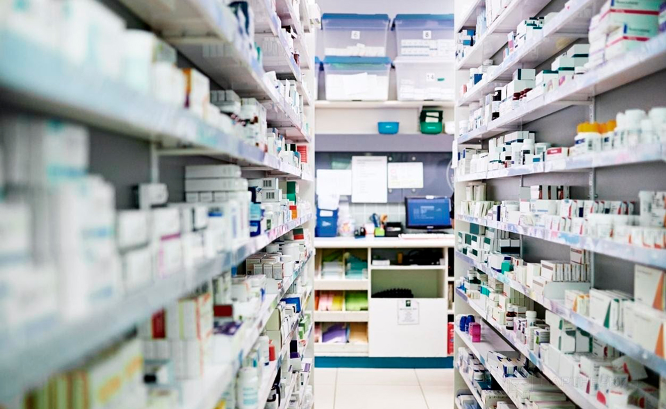 В Узбекистане аптеки обяжут предоставлять минимум 10% прилавков под размещение БАДов и препаратов на основе лекарственных растений 