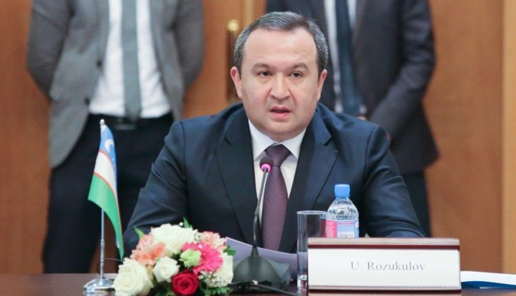 Вице-премьер Улугбек Розукулов отправляется в Душанбе для проведения переговоров 