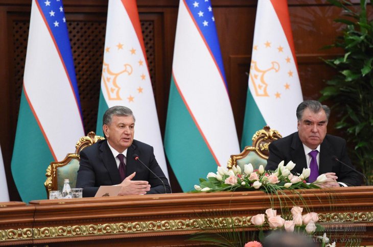 Узбекистан и Таджикистан планируют увеличить товарооборот в четыре раза