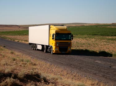 В Узбекистане ограничили проезд по дорогам крупногабаритного транспорта иностранных государств 