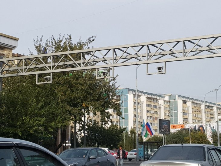 Один комплекс камер в Ташкенте "зарабатывает" в месяц на фиксации нарушений около 300 млн сумов 