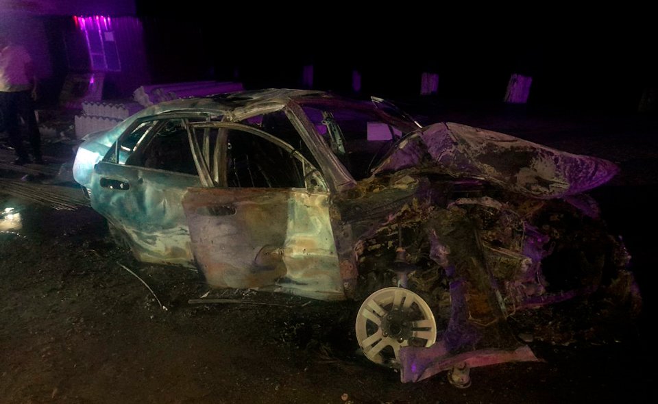 В Наманганской области сгорел автомобиль вместе с водителем 