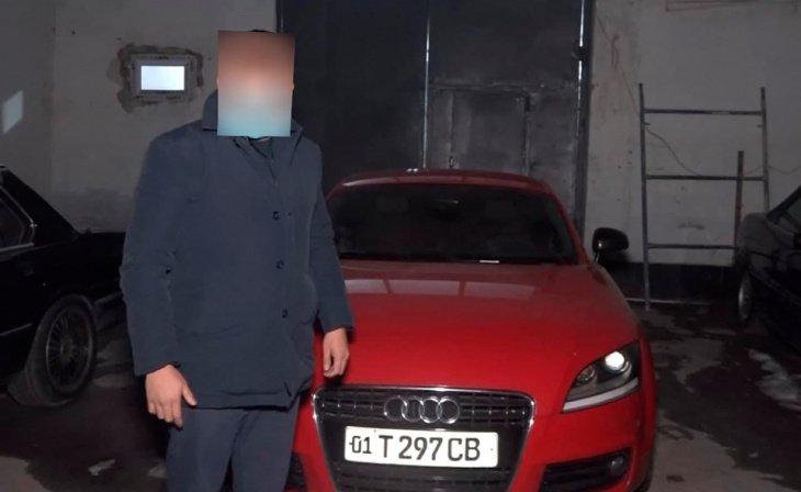 Правоохранители оштрафовали трех водителей, устроивших ночные гонки в Ташкентской области на дорогих авто 