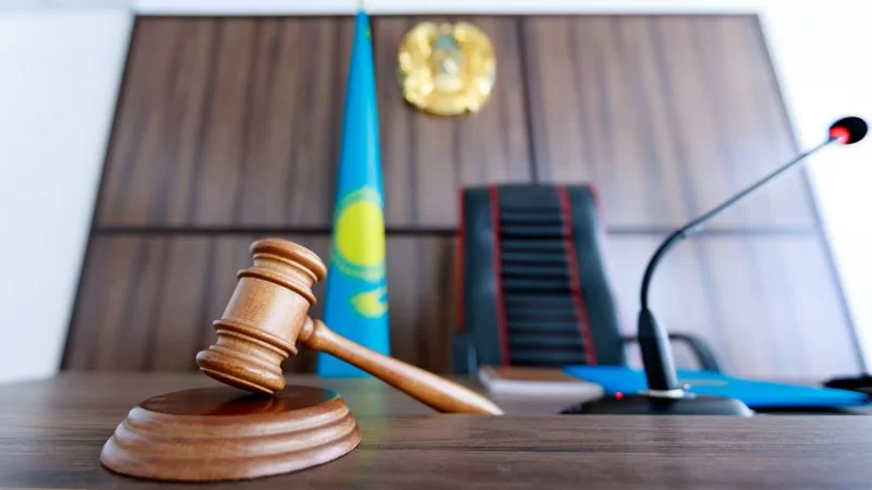 В Казахстане узбекистанец убил пенсионера с особой жестокостью, но избежал уголовной ответственности